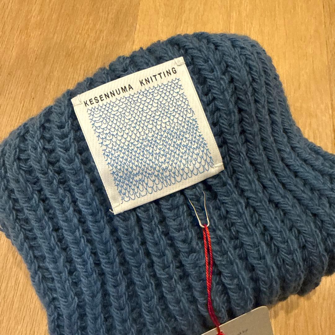 KESENNUMA KNITTING 気仙沼ニッティングのポンポン帽子