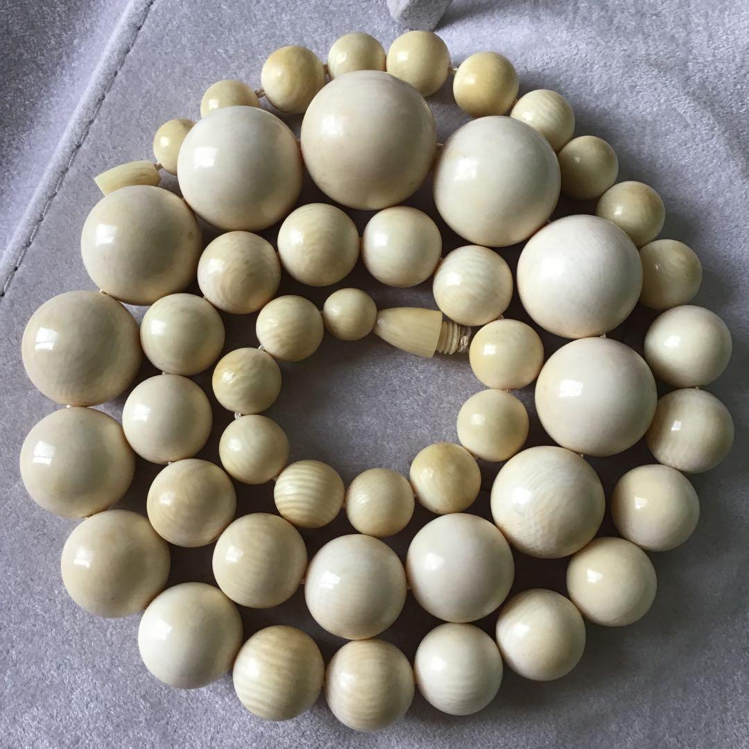 アンティーク　天然素材ネックレス　ロングネックレス　四