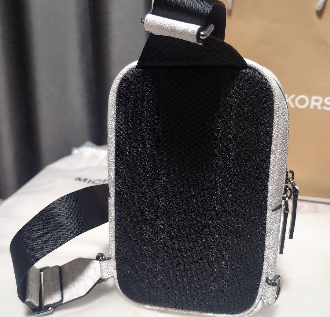 MICHAEL KORS ショルダーバッグ ホワイト/シルバー