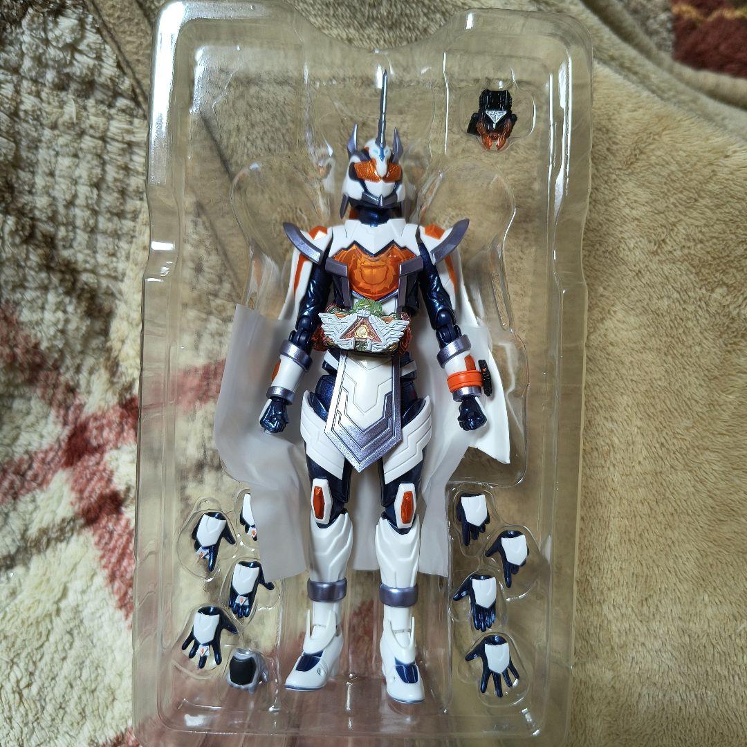 SHFiguarts 仮面ライダーマジェード サンユニコーン