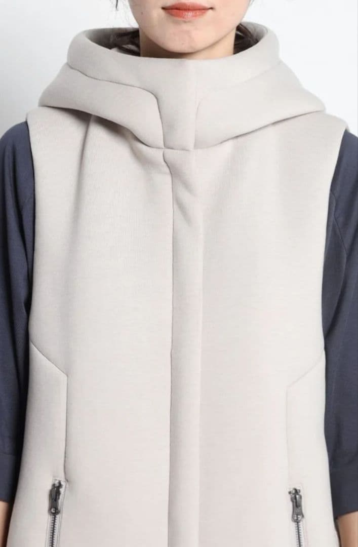 ヤマダヤ CLOVE　ドッキングデザインダウンベスト グレー