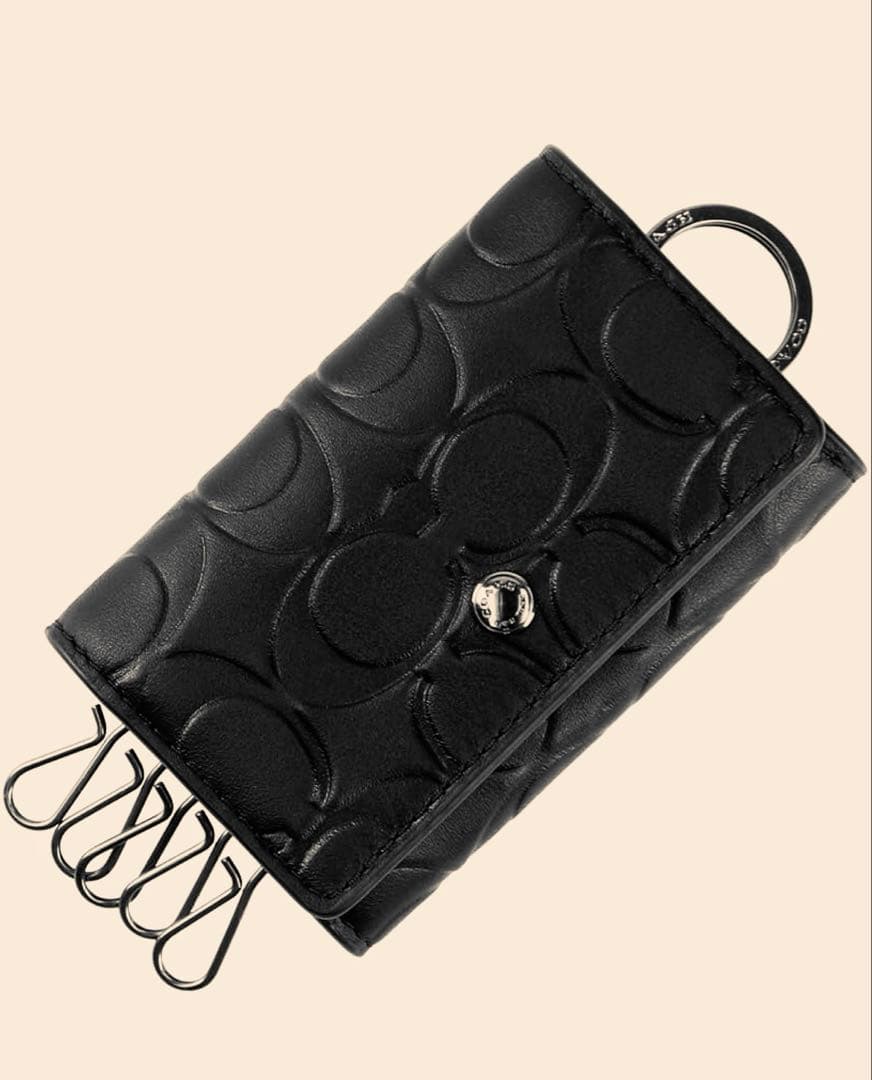 【coach 新品⭐︎メンズ】ブラック/レザーキーケース /エンボス加工/紙袋付