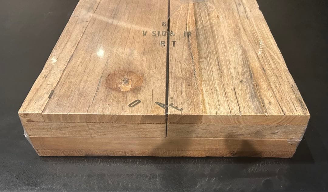 ヴィジョネア 60号 レリジョン ジバンシィ VISIONAIRE 60