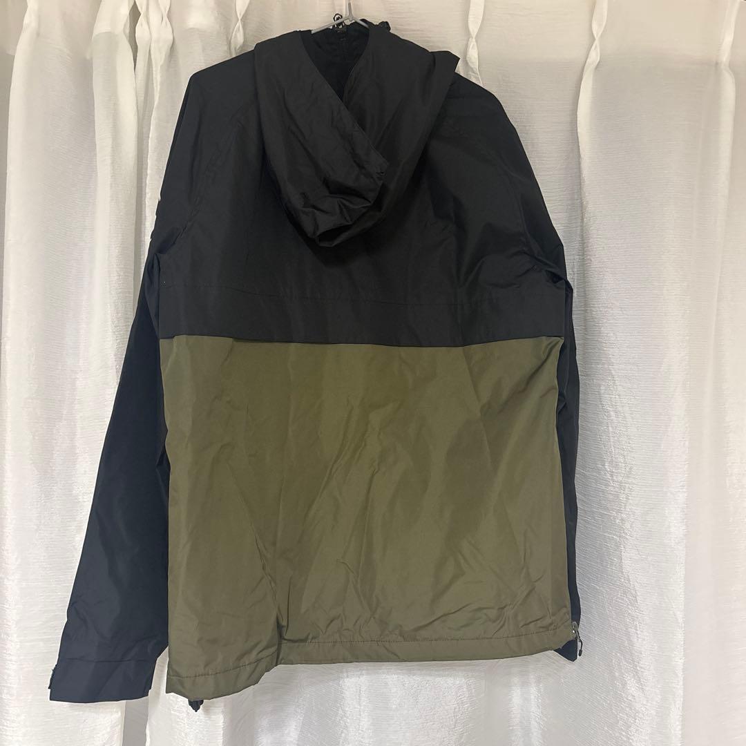 volcom レディース　スノーウェア