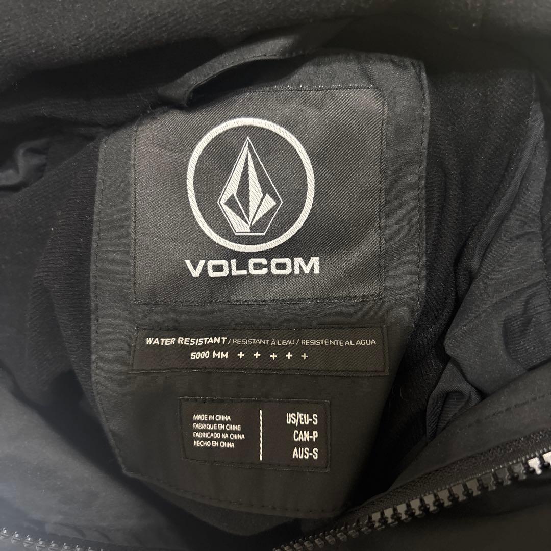 volcom レディース　スノーウェア