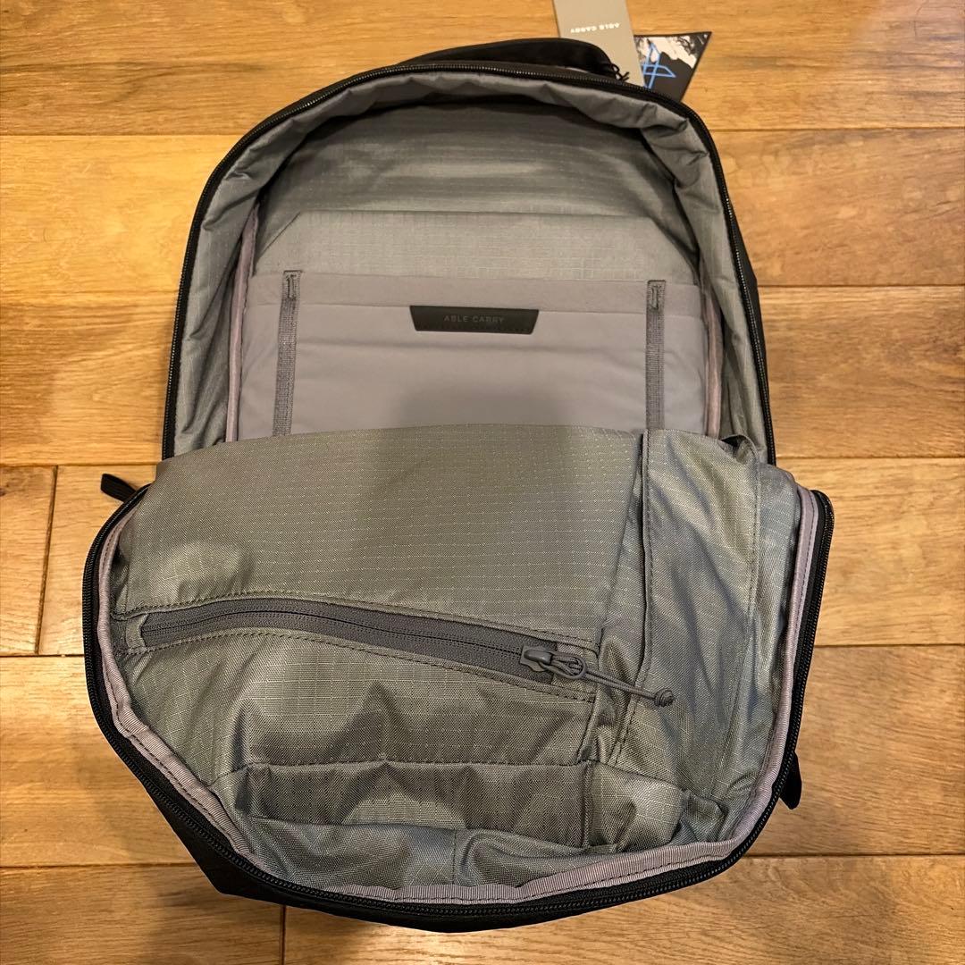 【美品】ABLE CARRY/DAILY PLUS　バックパックX-pac