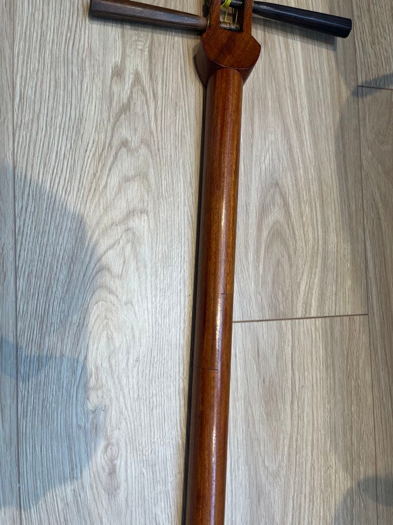 三味線　稽古用　美品　ハードケース付き　皮破れ無し