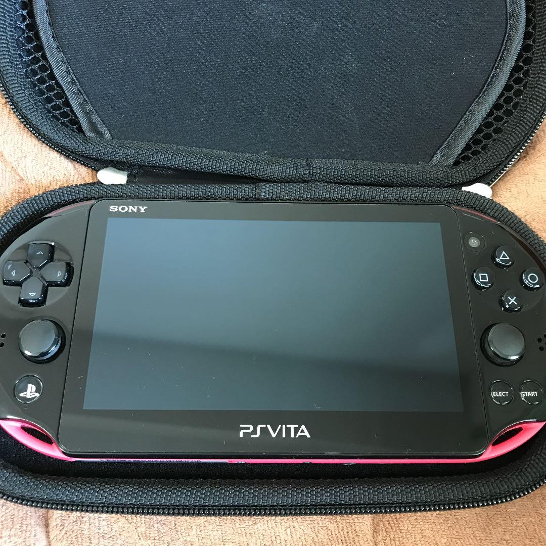 PS VITA ピンク／ブラック 32GBメモリ、GE2RB付き