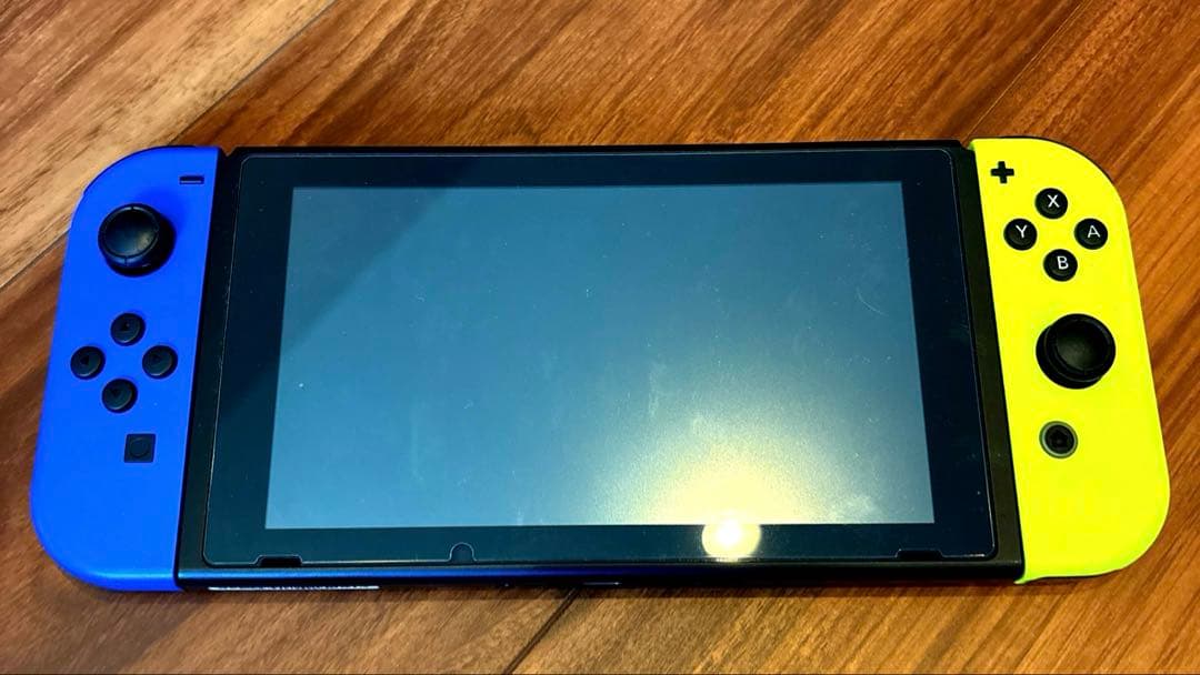 Nintendo Switch バーテリー強化版 コントローラー色注意