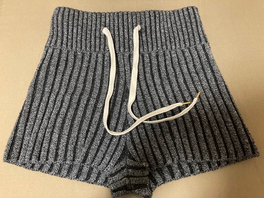 完売ヘザーグレー　JUEMIニットパンツContrast Knit Shorts