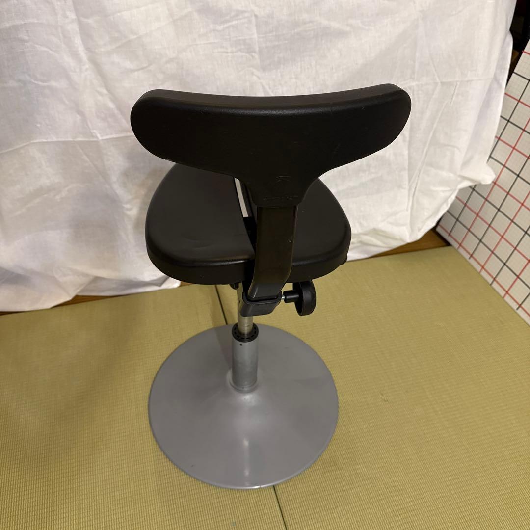 クローバー　アーユルチェアー　ルナ　ayur-chair 丸ベースタイプ