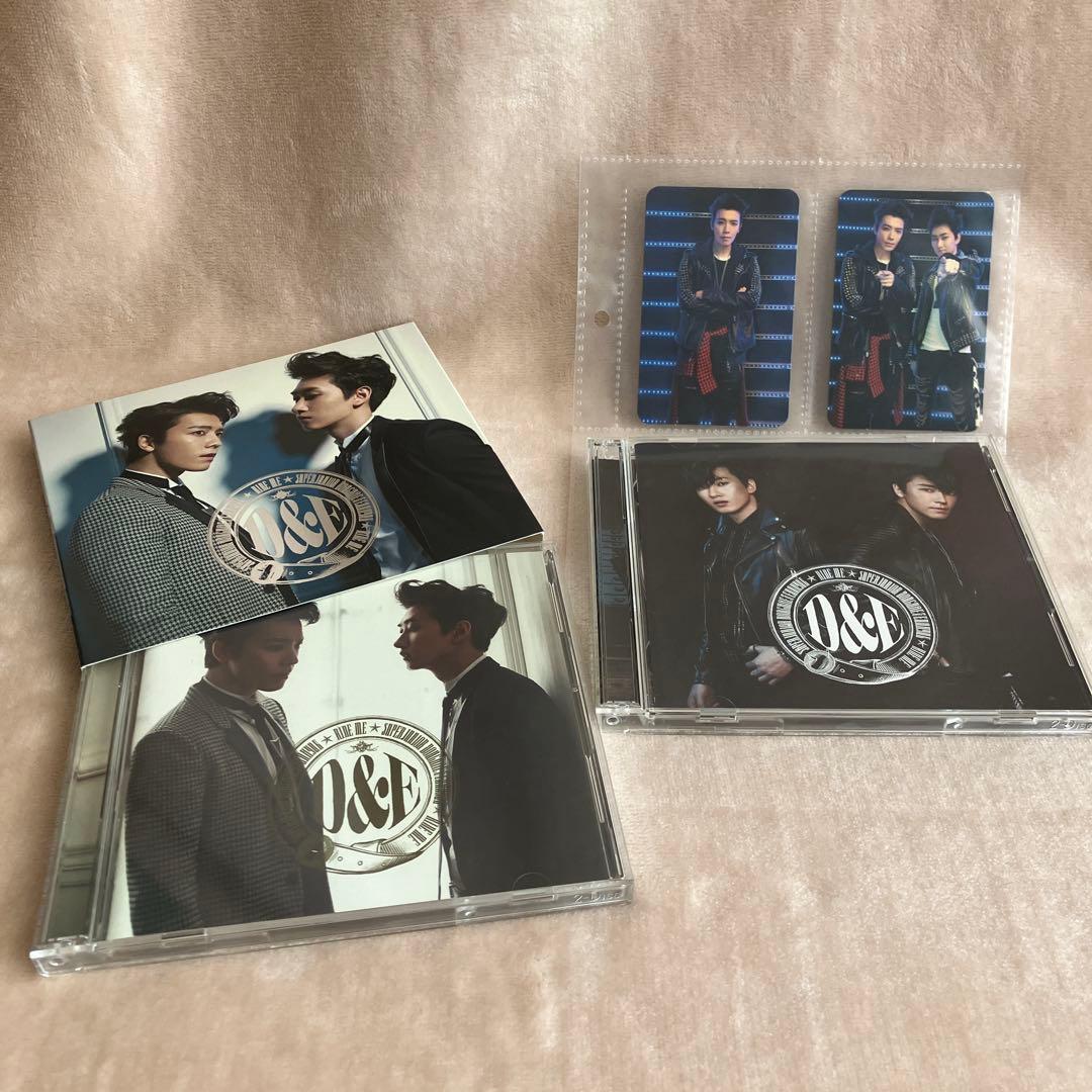 ウネのCDやグッズ、ウィンドブレーカー等