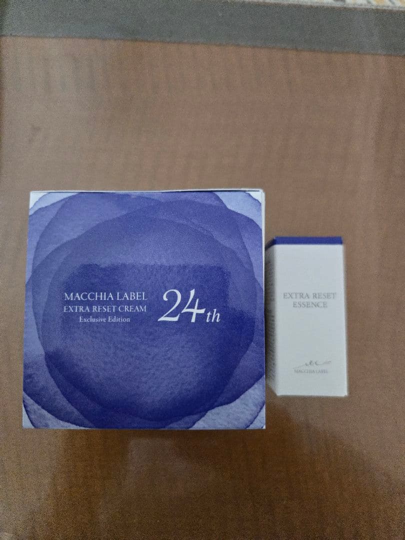 マキアレイベルエクストラリセットクリーム 24th（44 g）エッセンス付
