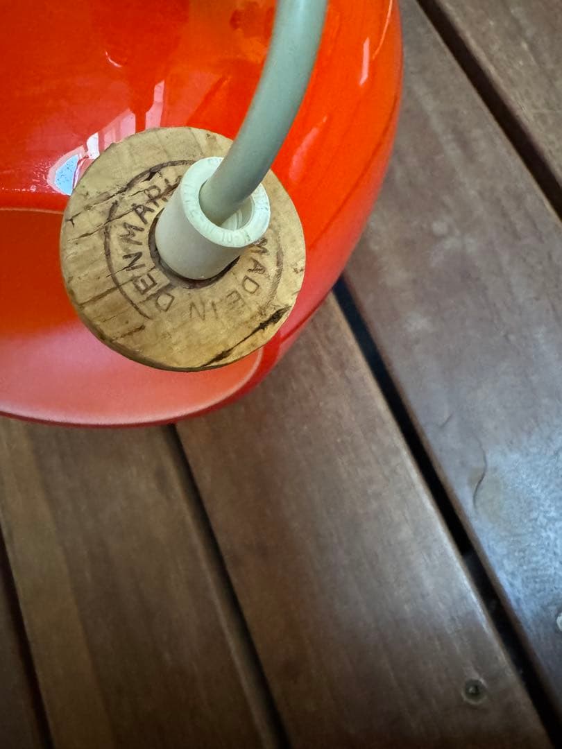 デンマーク製オレンジガラスランプ