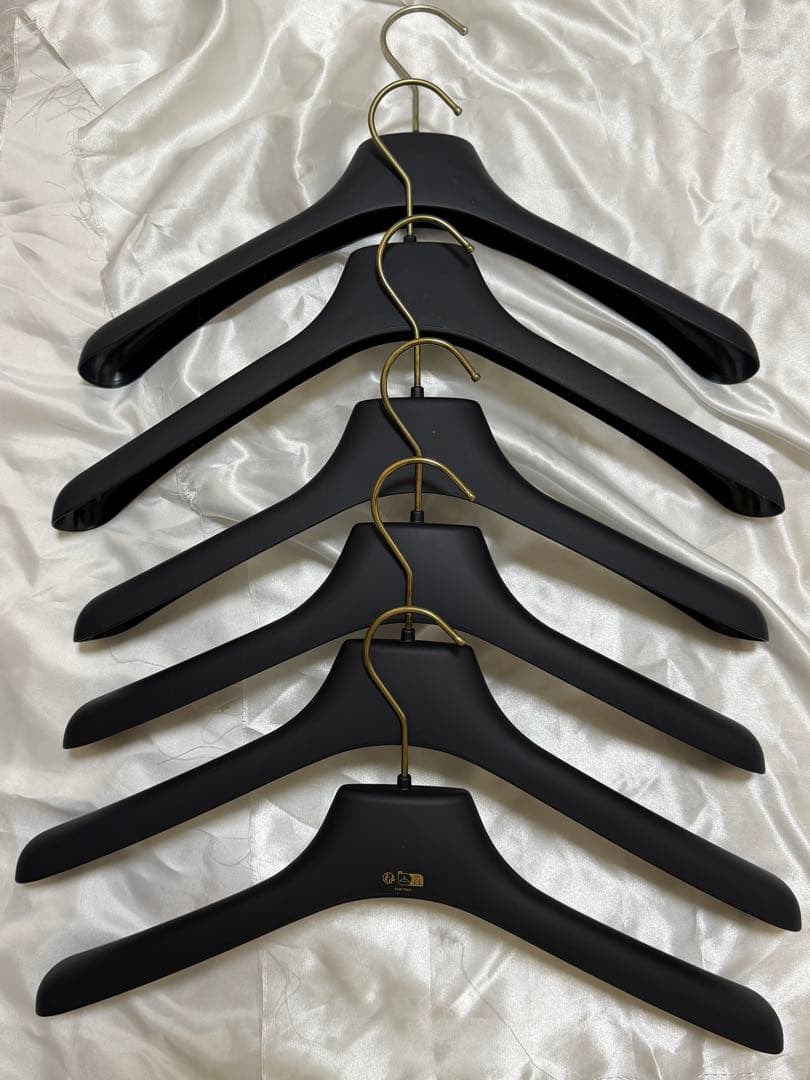 ルイヴィトン LOUIS VUITTON ハンガー 6本セット