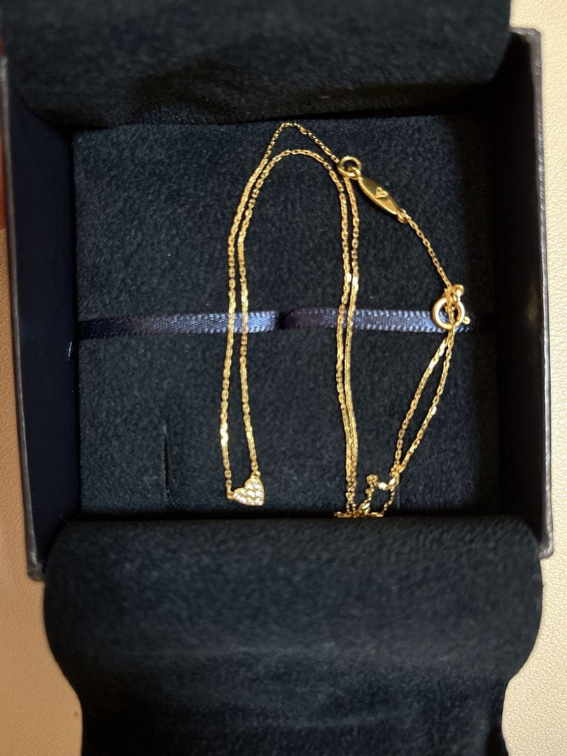 AHKAH アーカーハートパヴェネックレス