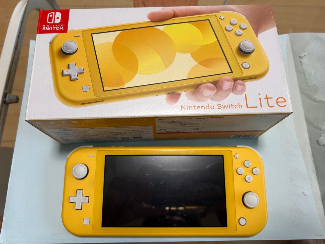 Switch Lite 任天堂 スイッチ ライト 本体 イエロー