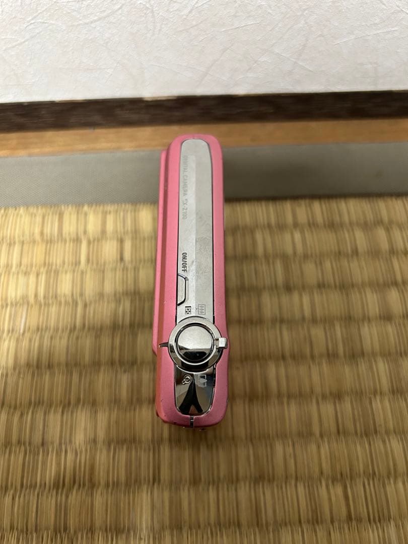 CASIO カシオ　デジタルカメラ　デジカメ　EX-Z100