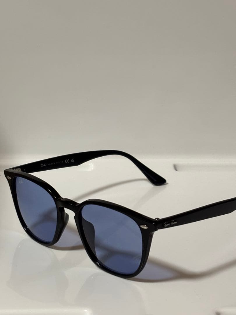 ★ほぼ未使用★RB 4258-F 601/80★ RayBan★レイバン★