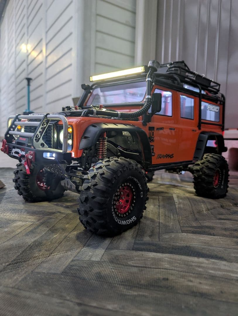 Traxxas　TRX-4 ディフェンダー　クローラーラジコン　トラクサス