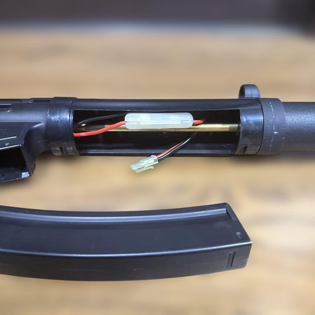 マルイ　電動ガン　MP5 SD4