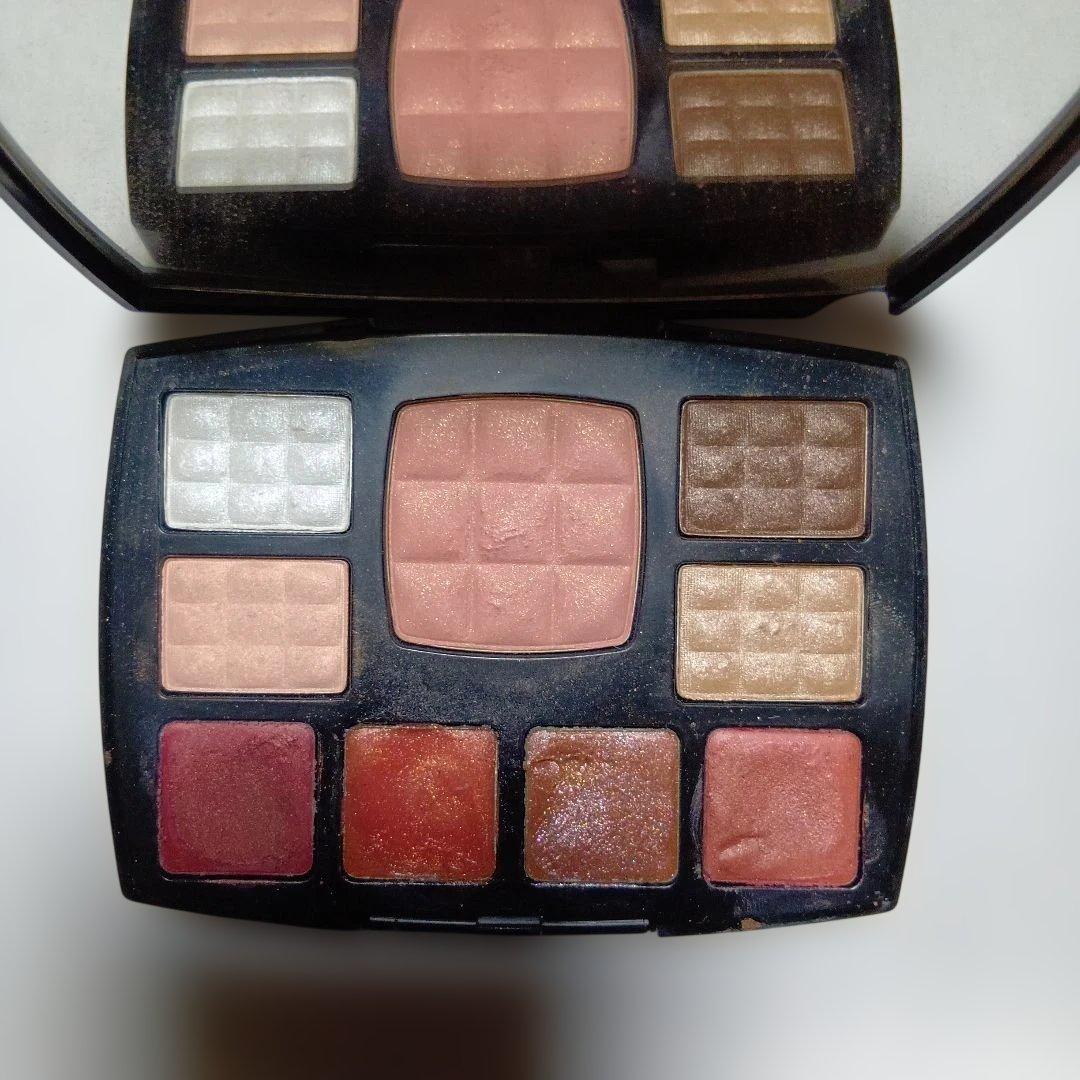 CHANEL アイシャドウ、メイクパレット、リップグロス 8点セット