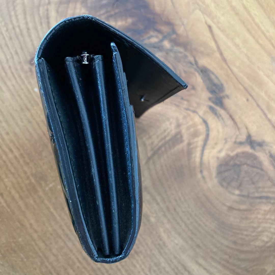 Louis Vuitton エンボス加工 ブラック長財布