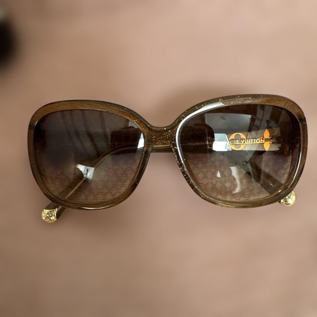 LOUIS VUITTON ブラウン サングラス ケース付き