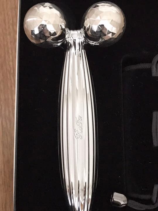 美顔ローラー ReFa CARAT RAY FACE