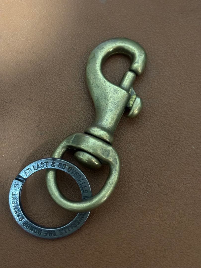 アットラスト 初期キーリングTIMEWORN AtLast ブッチャープロダクツ