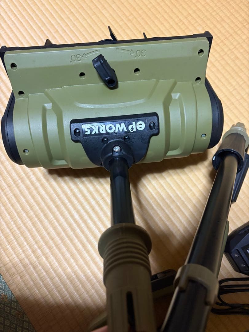 ハイガー　除雪スノースコップ