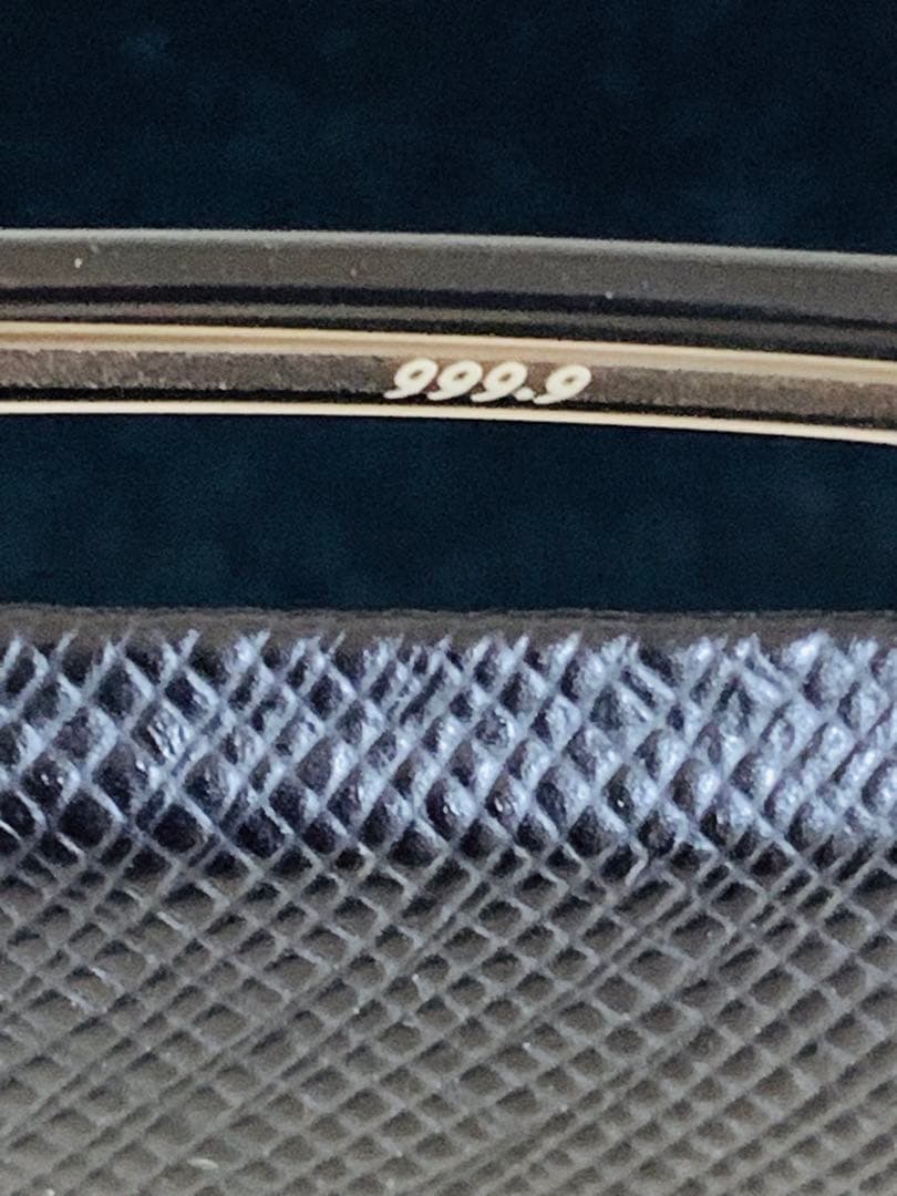 999.9ブラックフレーム