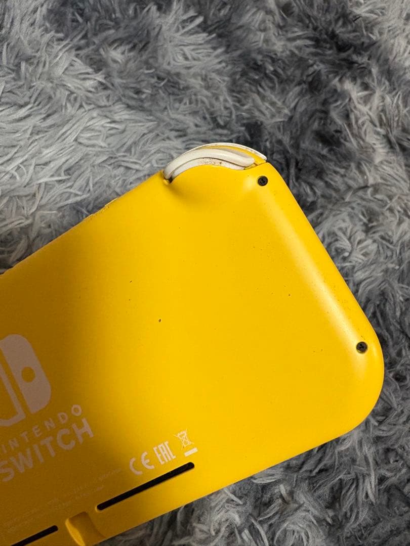 Nintendo Switch Lite イエロー 本体 + ハードケース