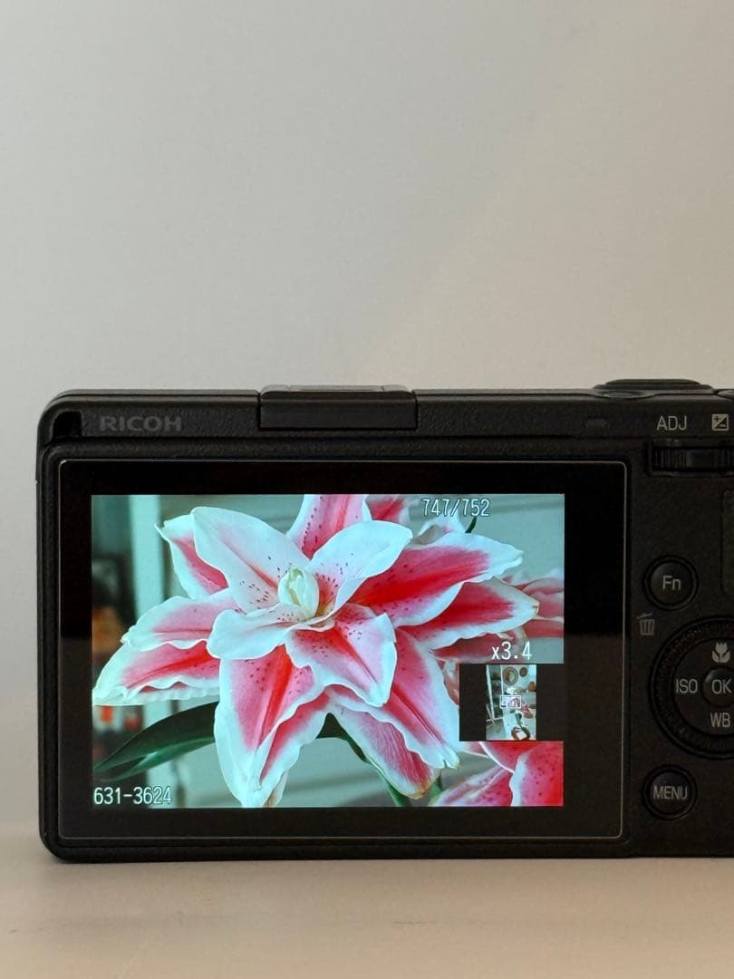 [極美品] [ショット数1,422] RICOH リコー GR III GR3