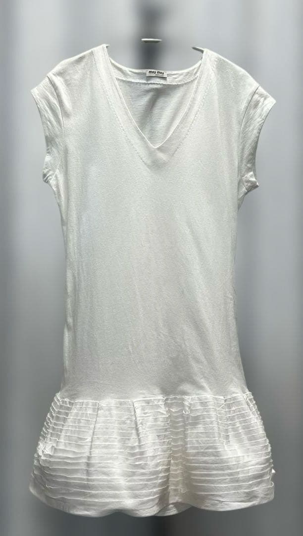 最終値下げ✨miumiu／Vネック フレンチスリーブ チュニック・ワンピース