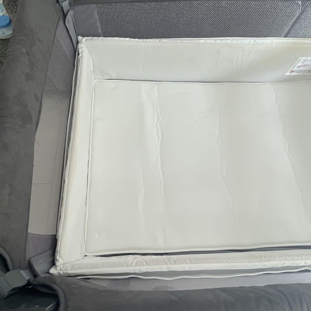 【即日発送】 アップリカ　ココネルエアープラス　グレー　美品