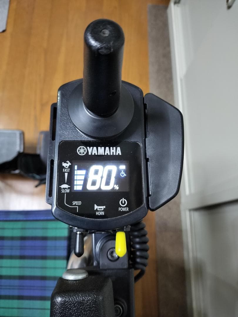 電動車椅子　MIKI SKT-JUX Plus　中古美車　バッテリー，充電器付き