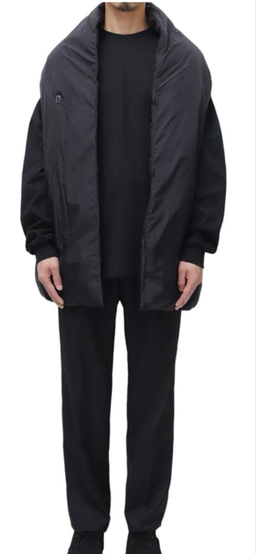 テアトラ（TEATORA）　ダウンベスト サイズ2 【室内試着のみ】