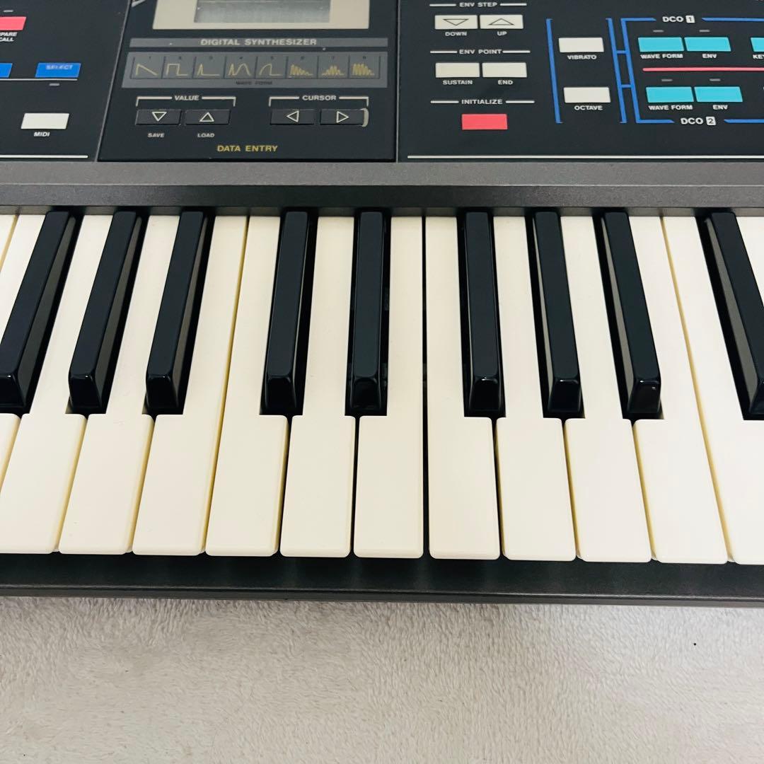 CASIO キーボードシンセサイザー CZ-1000 動作確認済み