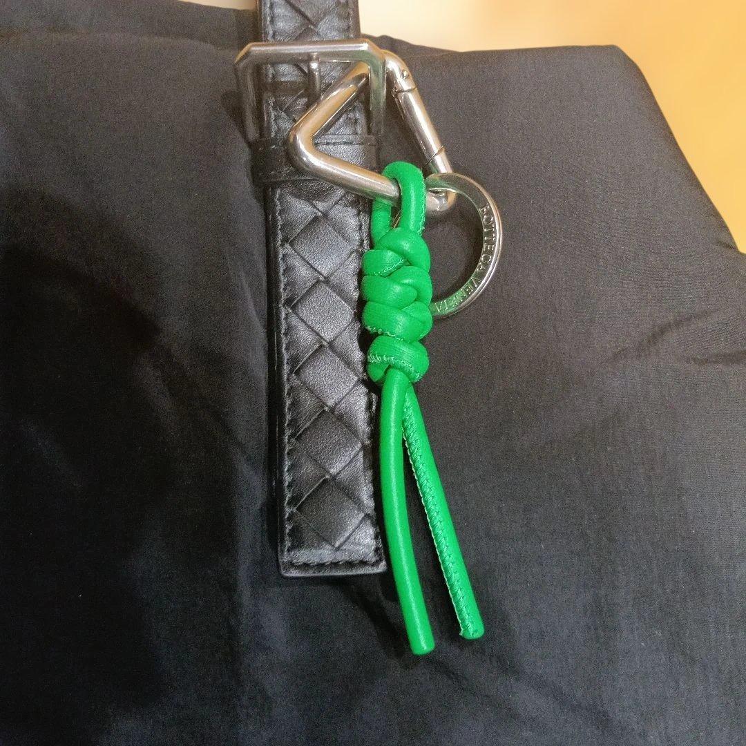 Bottega Veneta トライアングルキーリング　グリーン　美品