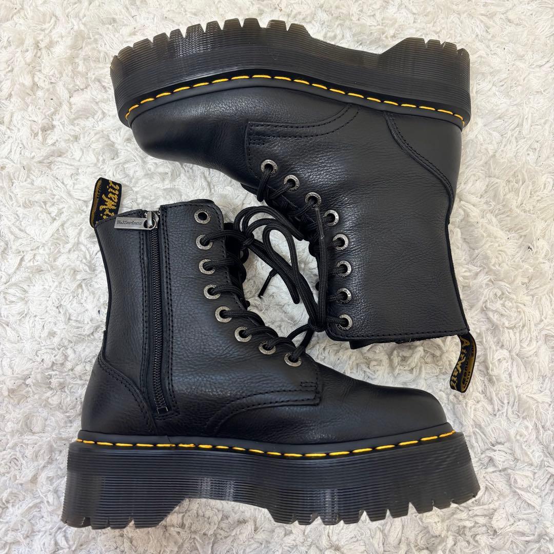 限定品✨Dr.Martens 新作PISAJADON 8ホール ブーツ レザー