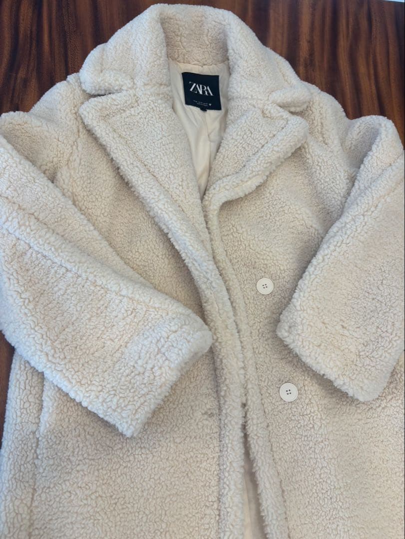 ZARA ロング丈ボアコート