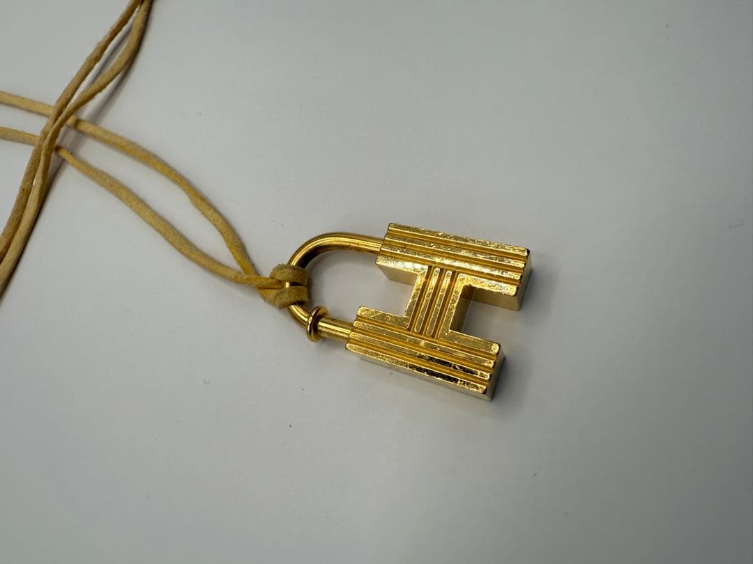 HERMES カデナ H 2000年限定商品 GP ゴールド ペンダントチャーム