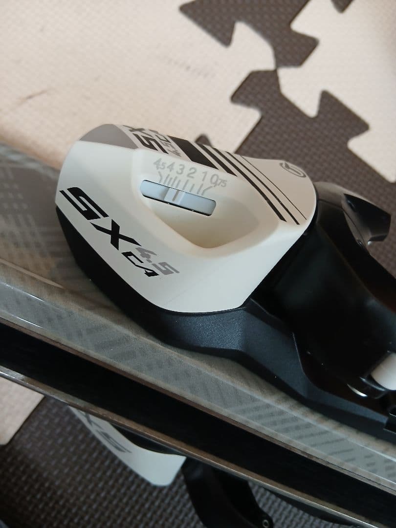 ジュニアスキーセット　スキー一式