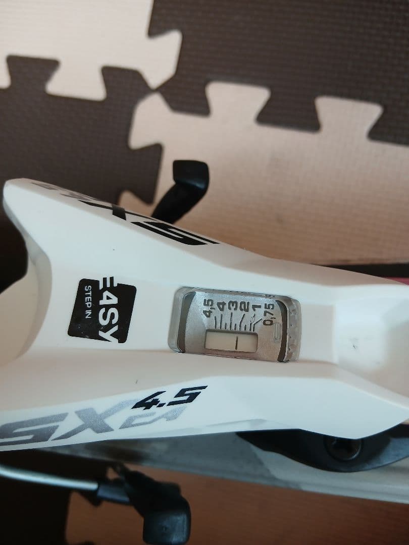 ジュニアスキーセット　スキー一式