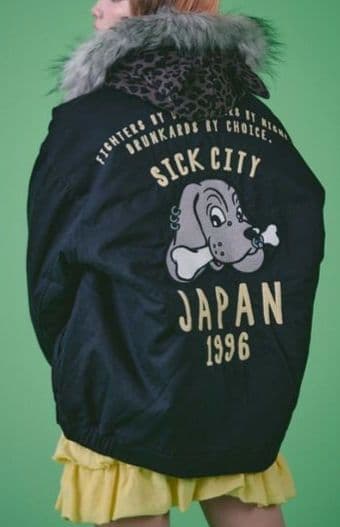 大幅値下げ中‼️✨GALFY　戌ジャン　ジャンパー　ブルゾン