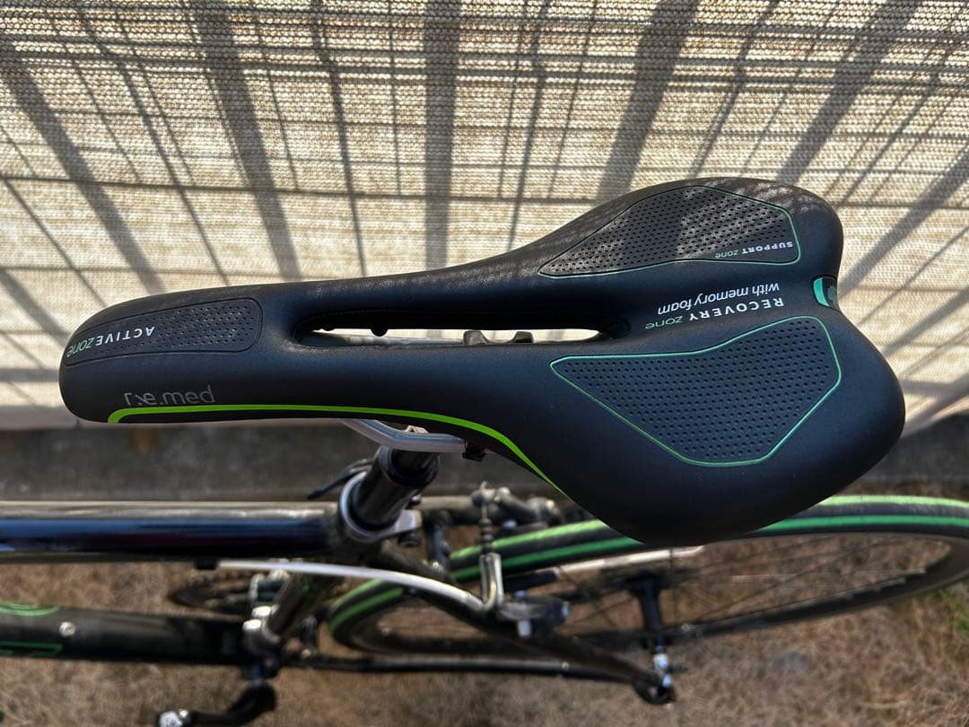 --ODR--【引取限定】GIANT ESCAPE R3.1 M