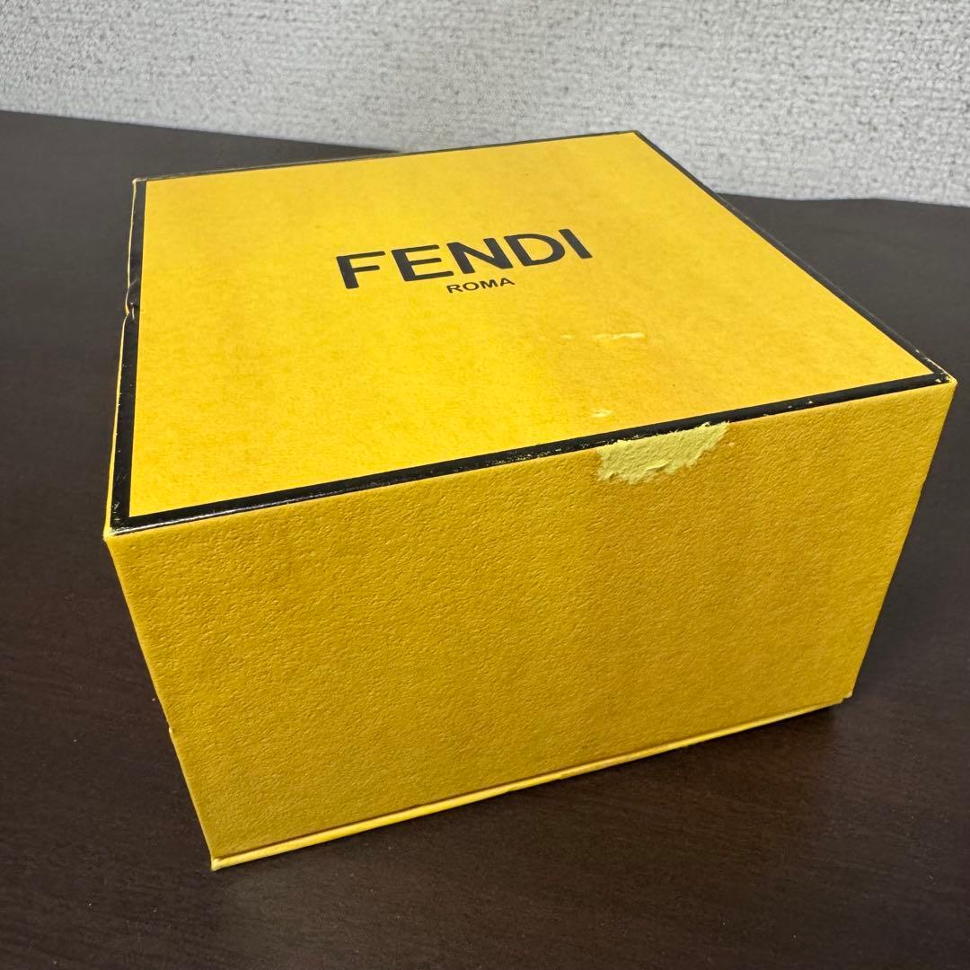 フェンディ FENDI ピアス オーロック　片耳