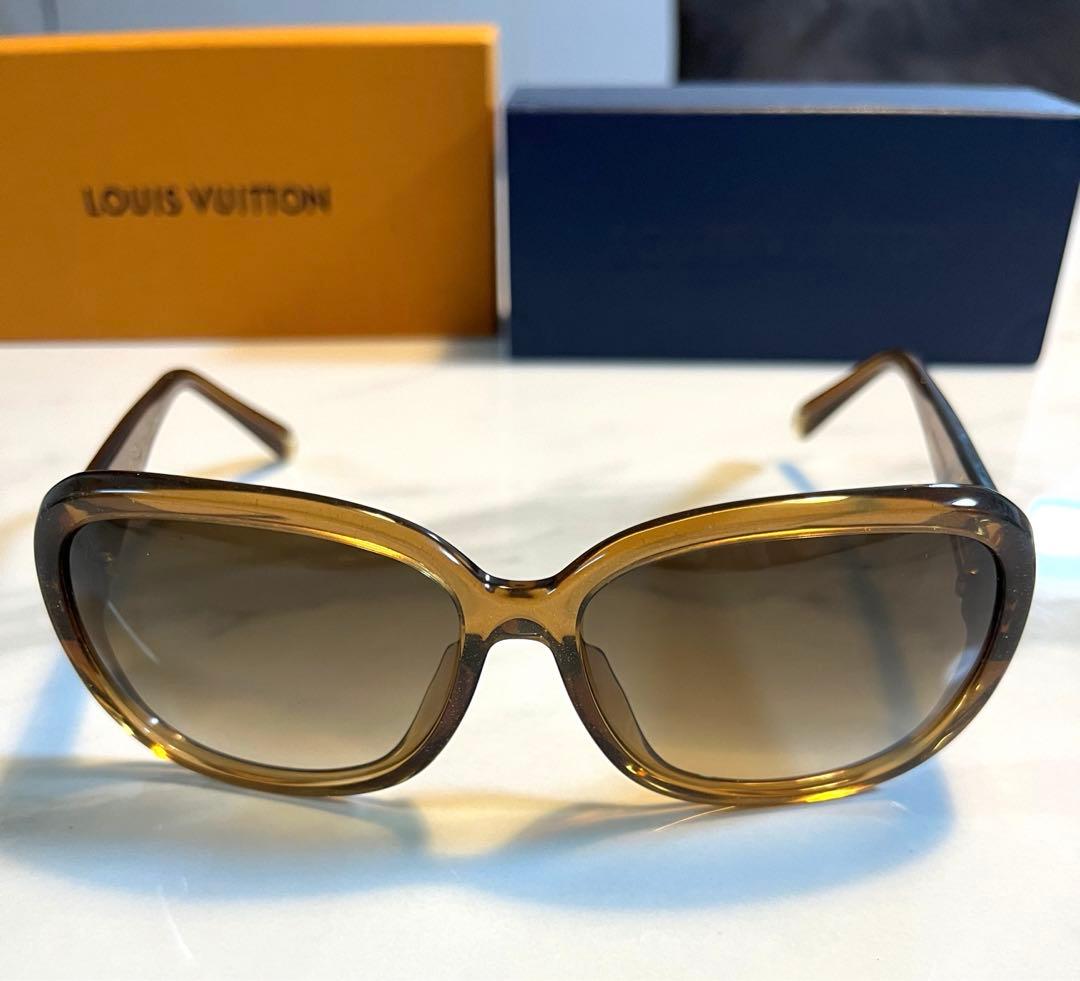 【HMMH7です】ヴィトンサングラス　正規品　取り扱い説明書あり