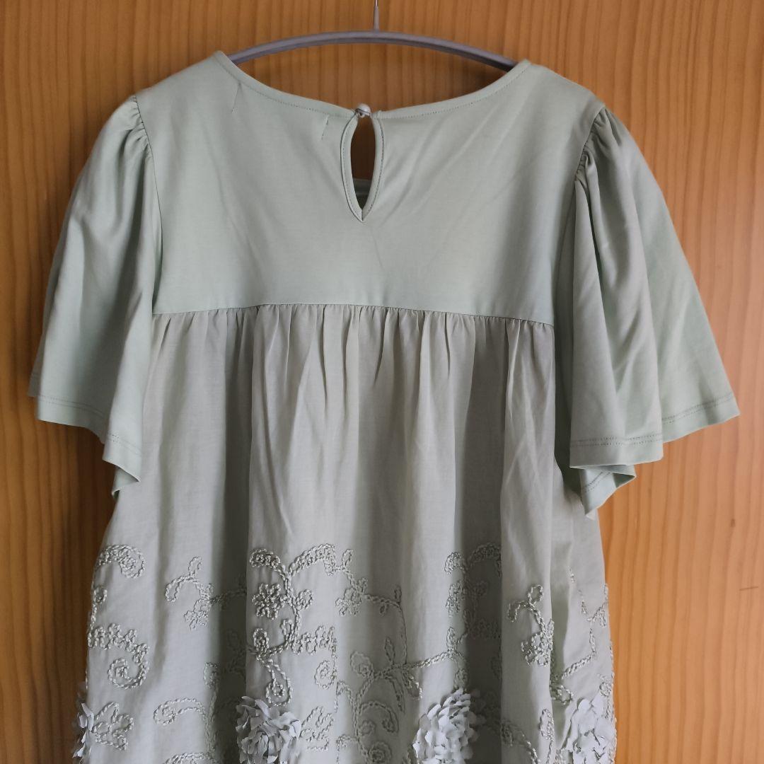 M'S GRACY カタログ掲載　24ss 刺繍入りチュニックカットソー　緑系